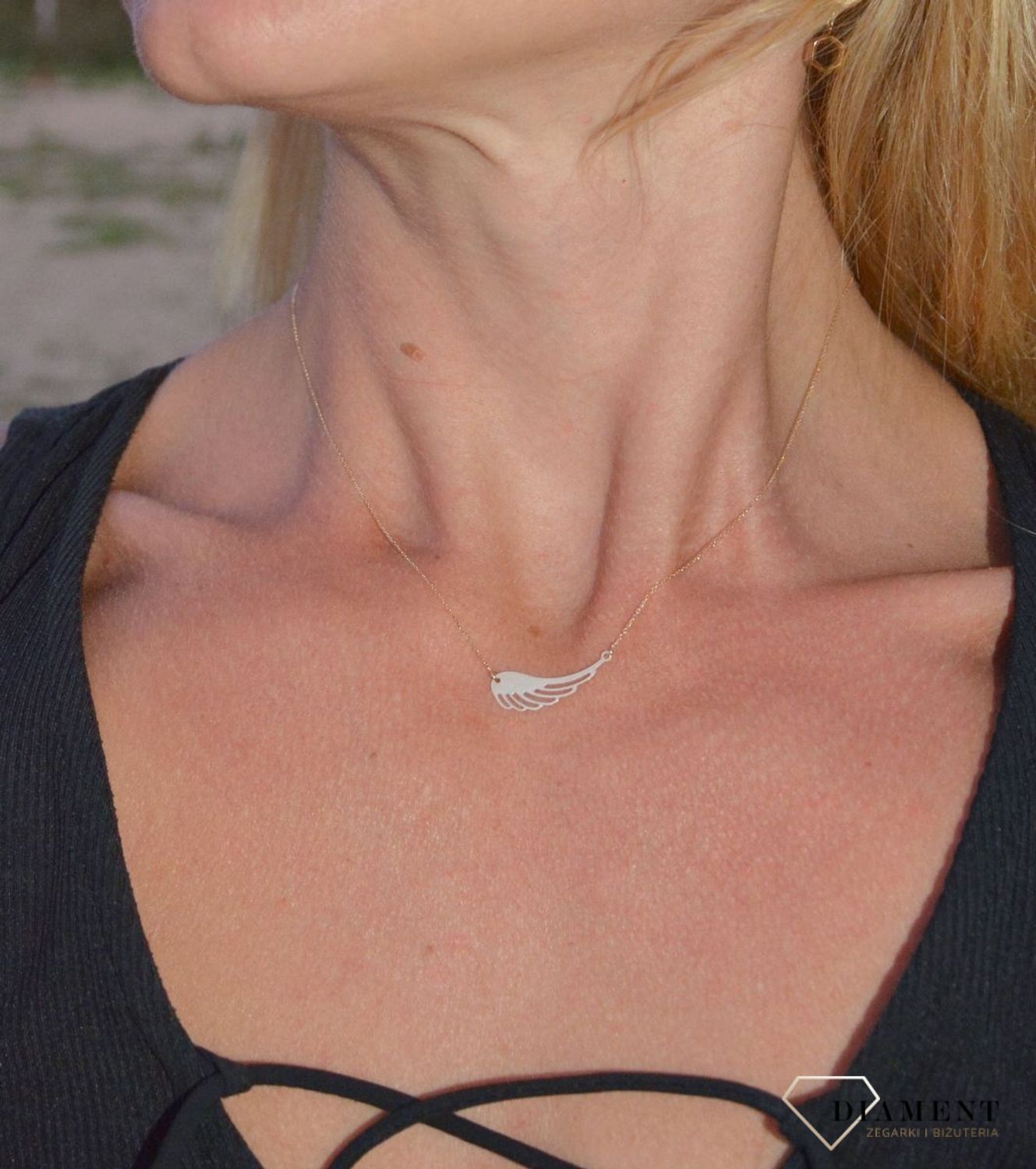 Naszyjnik złoty celebrytka 333 skrzydła anioła NA 1441C.jpg